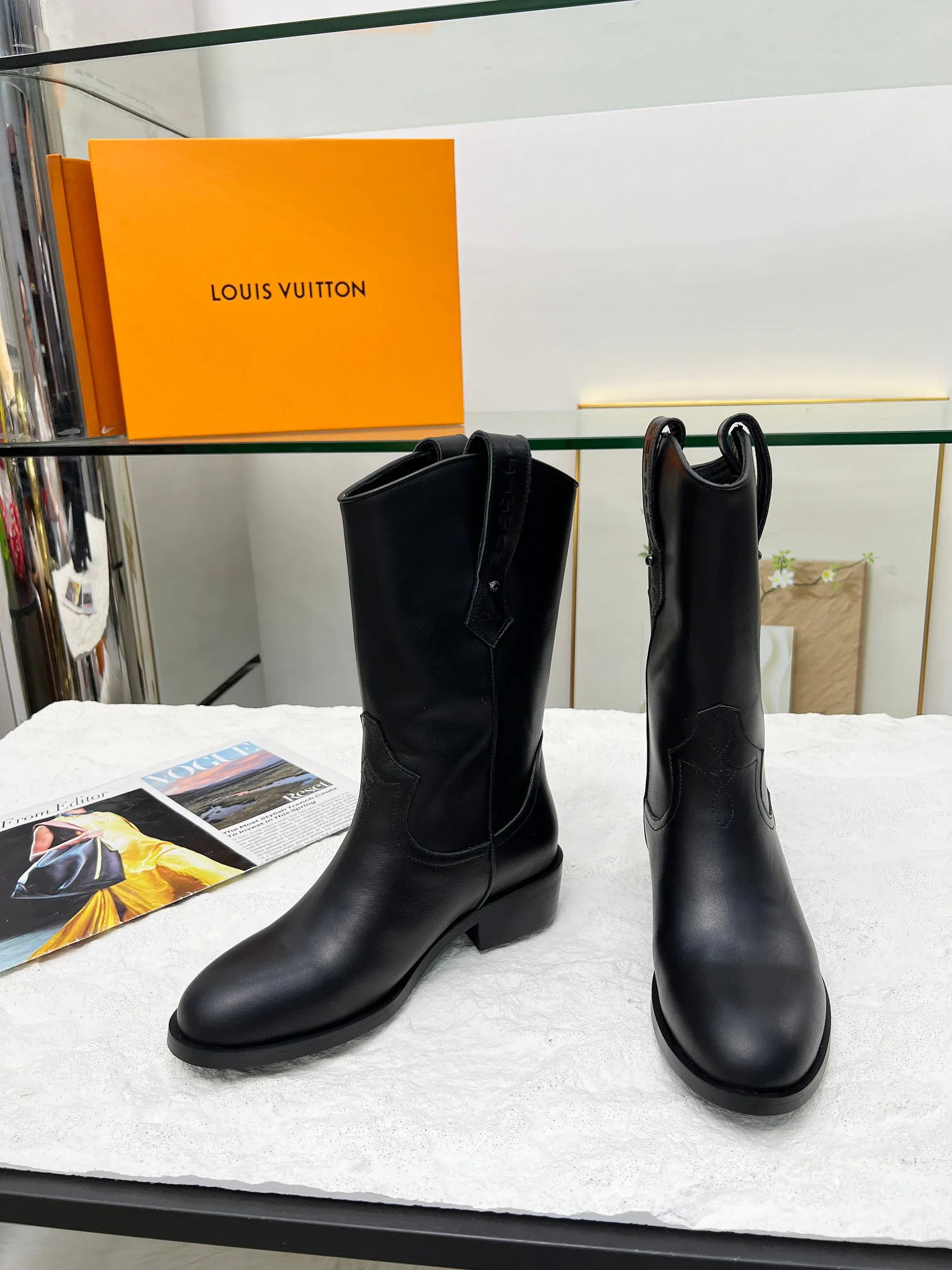 Сапоги Женские Louis Vuitton 17948505
