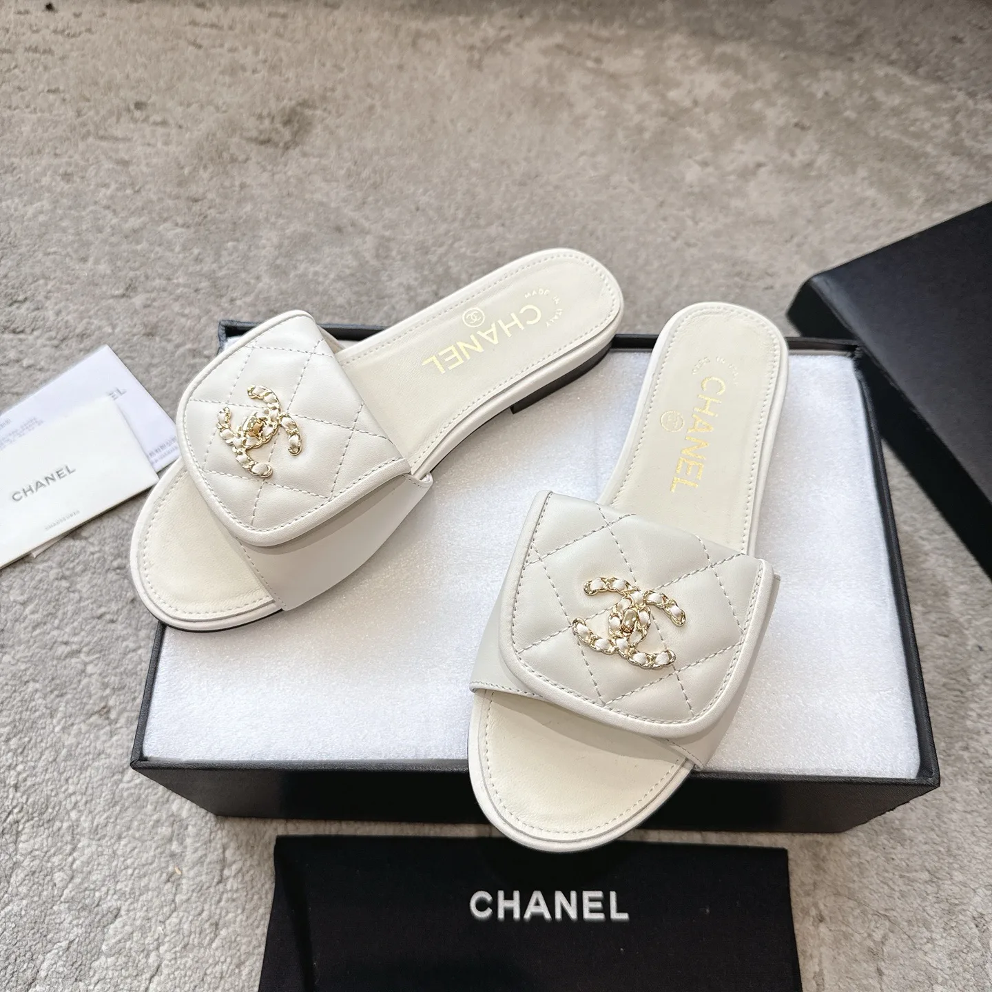 Шлепанцы Женские Chanel 14428910