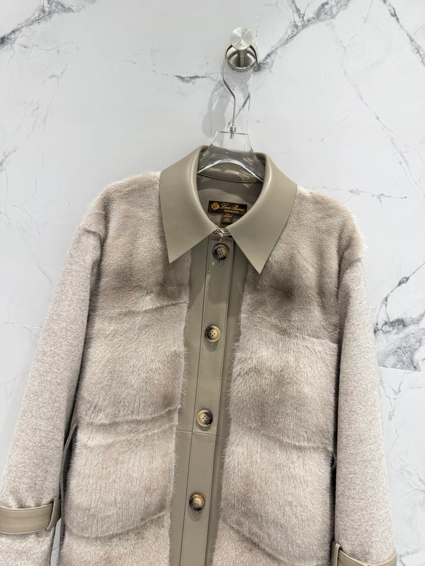 Пальто Женские Loro Piana 18082850