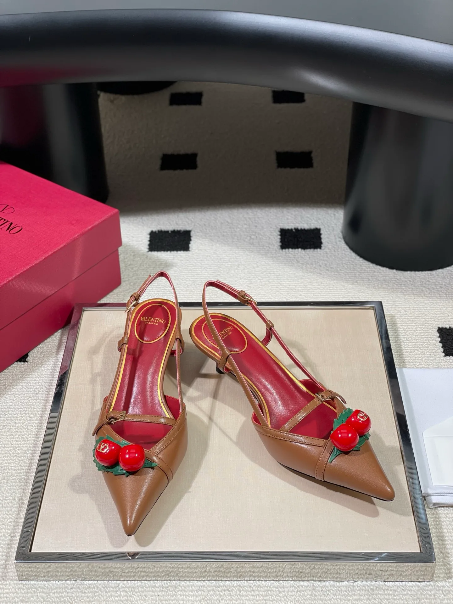 Босоножки Женские Valentino 13189656