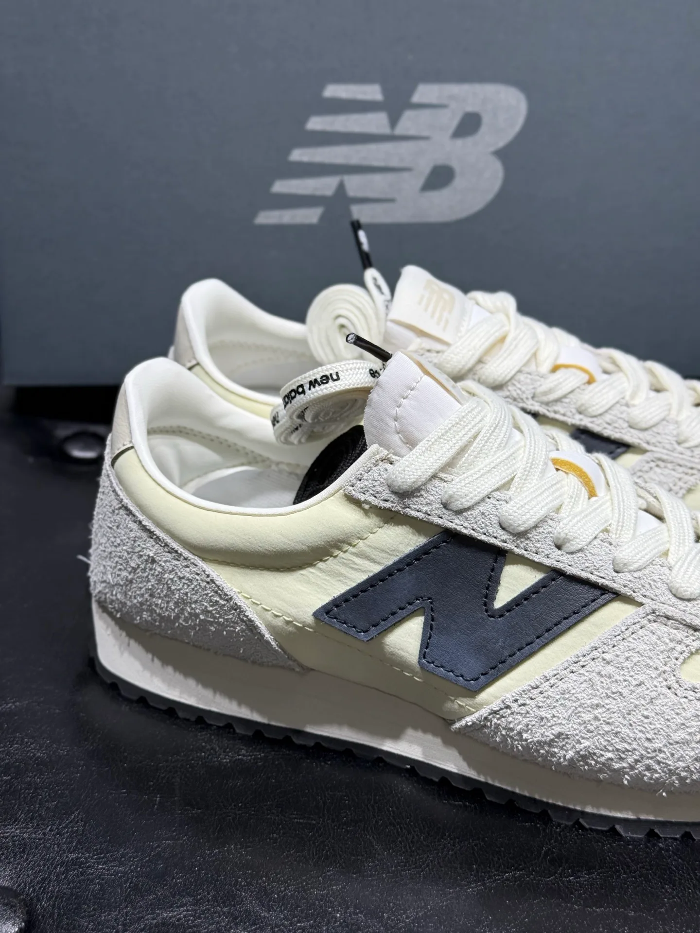 Кроссовки Женские New Balance 29978