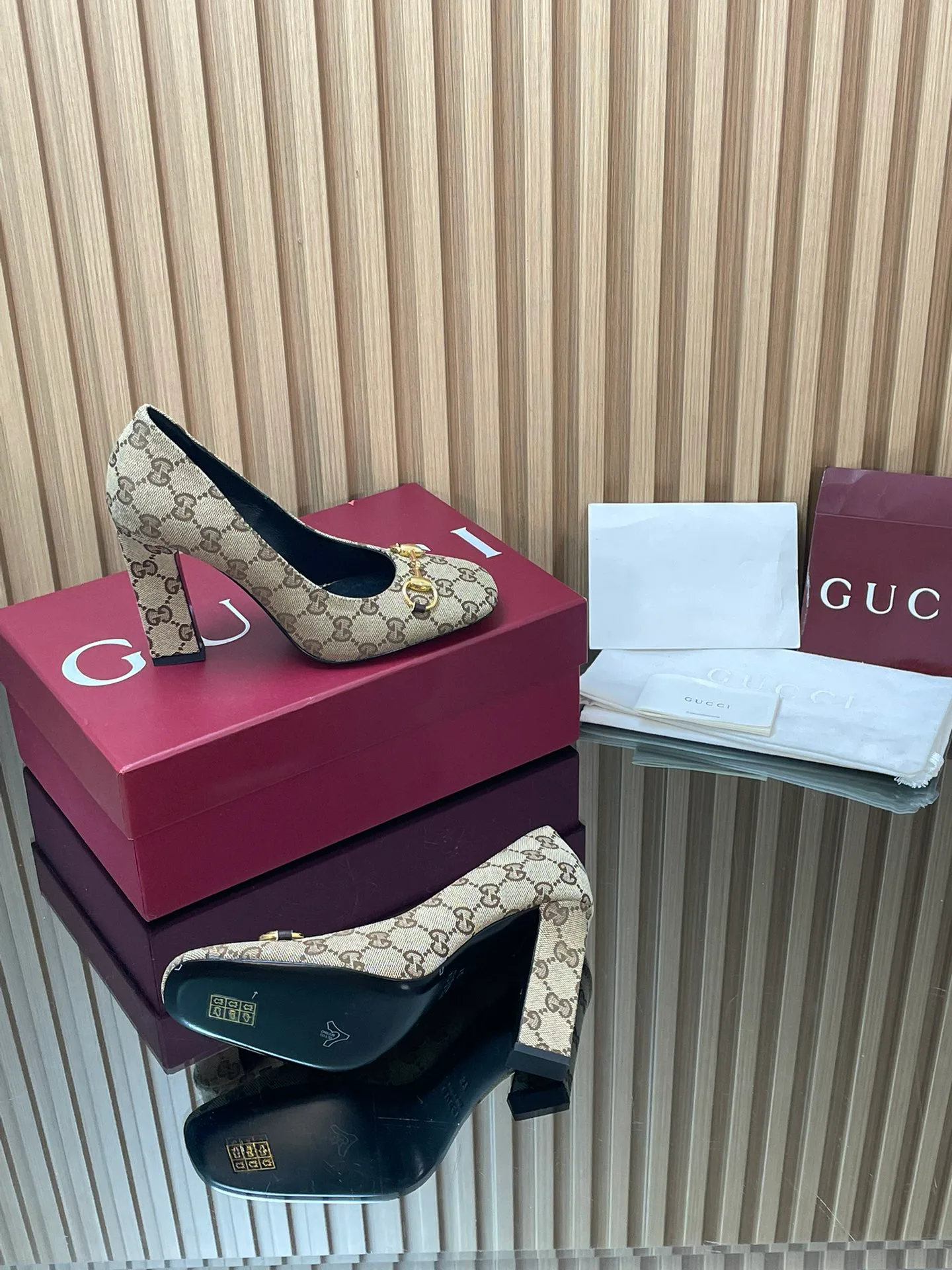 Туфли Женские Gucci 402535