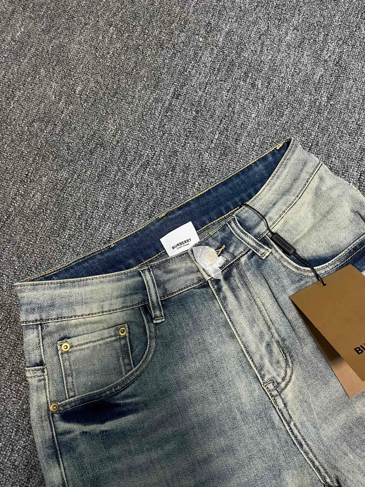 Шорты Мужские Burberry 12640995