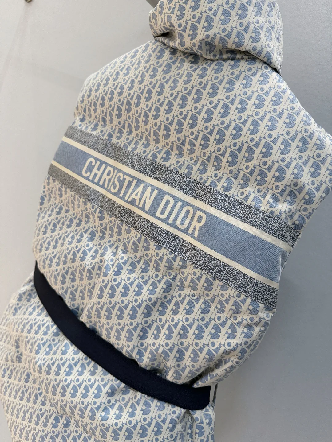 Куртки И Пуховики Женские Christian Dior 4787250