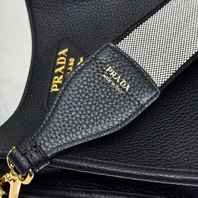 Сумки На Ремне Женские Prada 13332194
