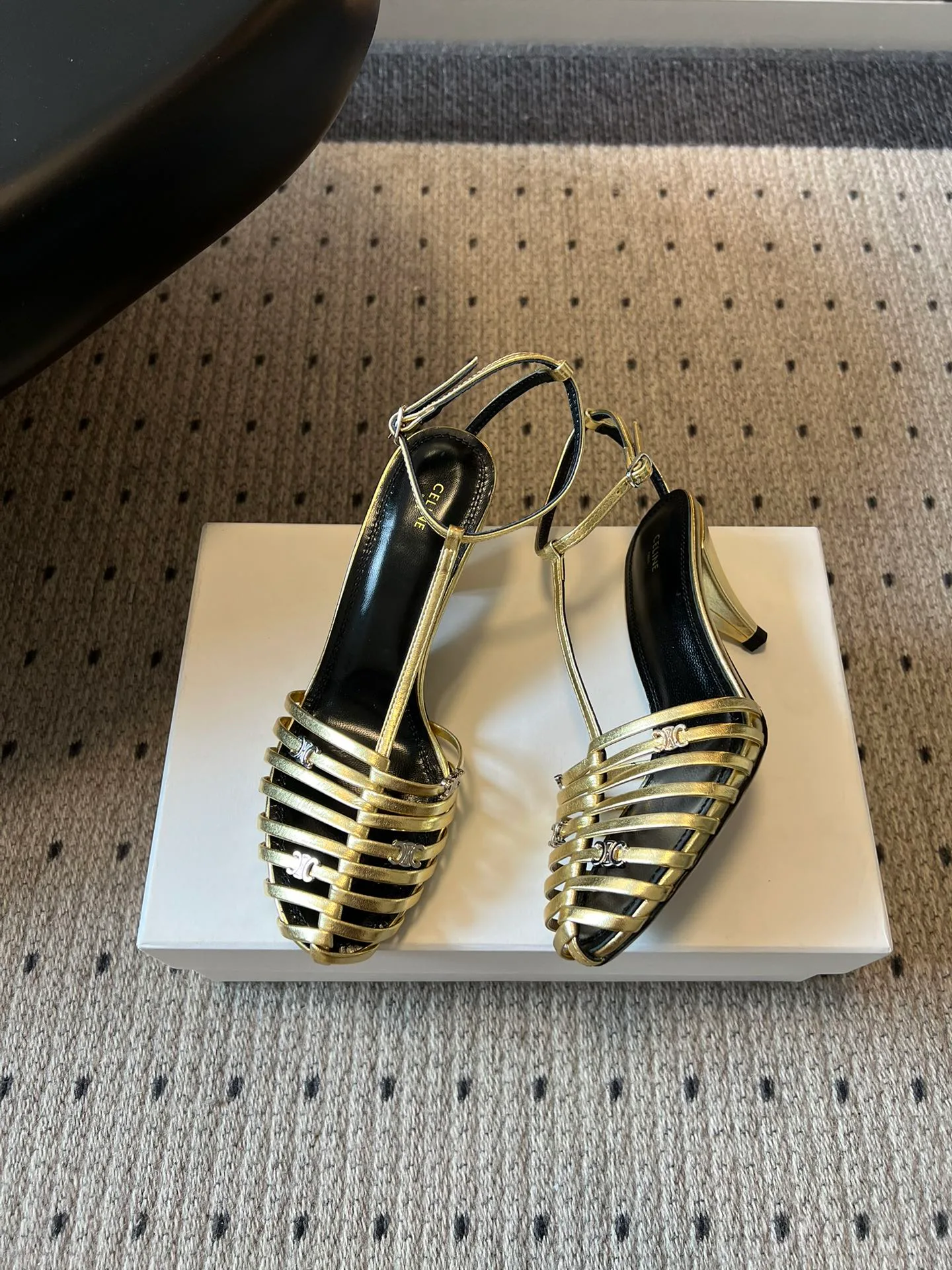 Босоножки Женские Celine 12762609