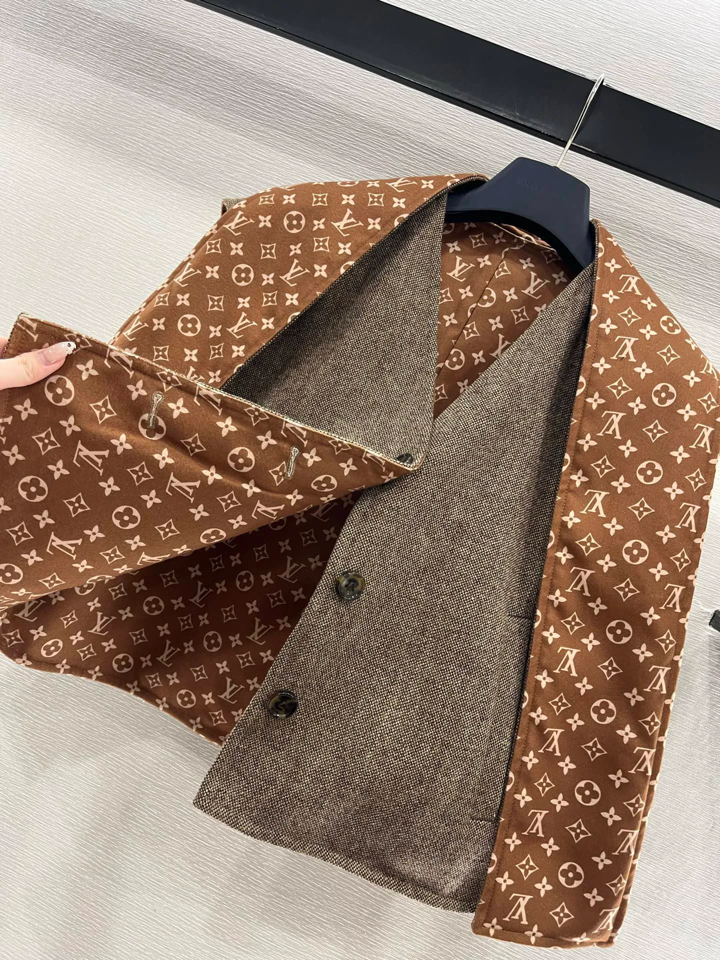 Жилеты Женские Louis Vuitton 1512422