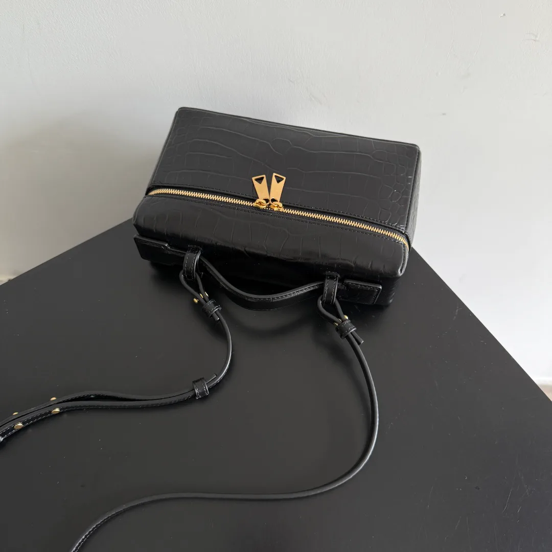 Сумки На Ремне Женские Bottega Veneta 419921