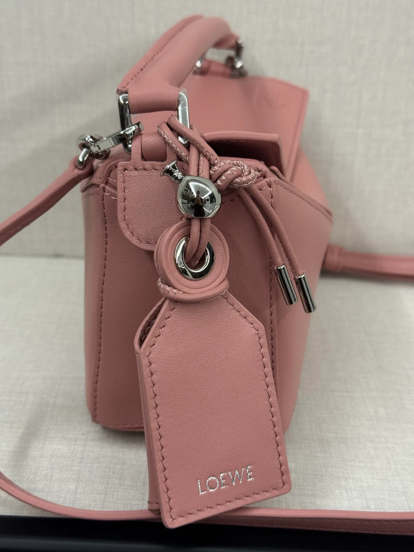 Классические Сумки Женские Loewe 11675858