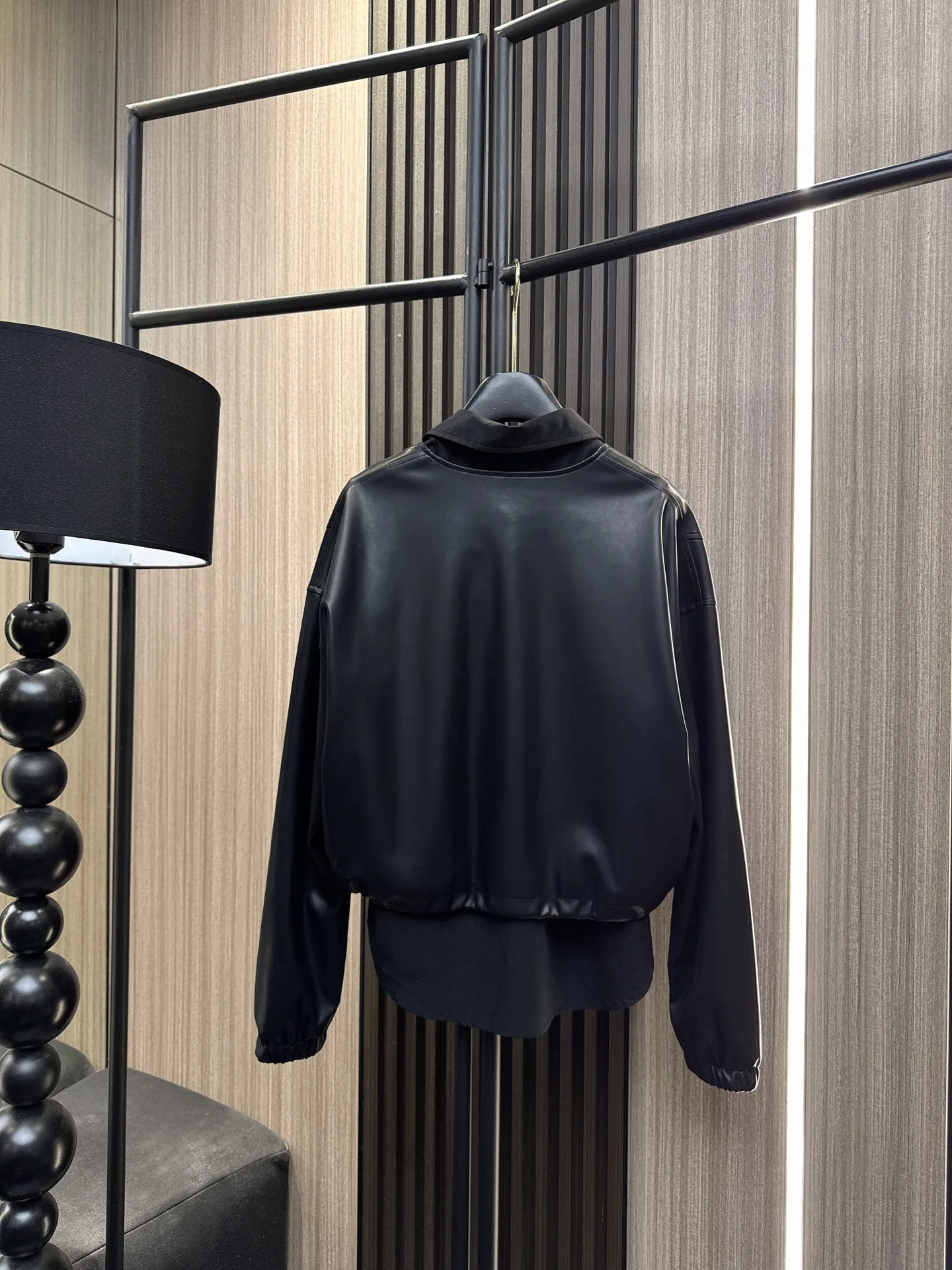 Кожаные Куртки И Дублёнки Женские Loewe 18743020