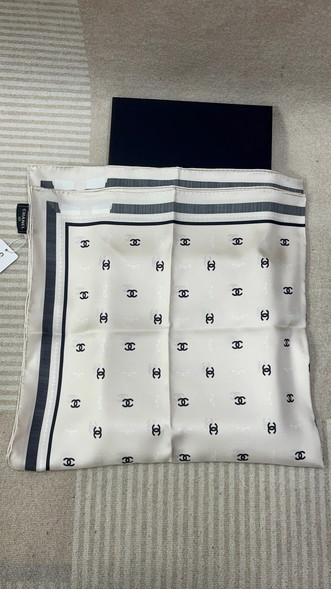 Платки Chanel 11752211