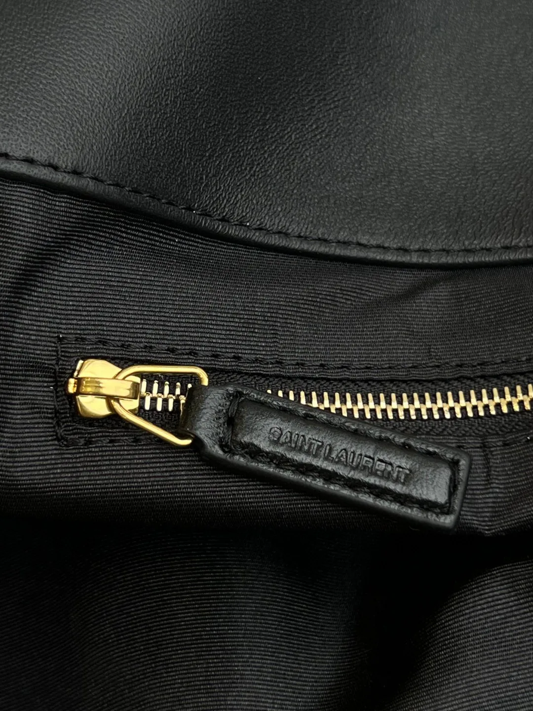 Классические Сумки Женские Saint Laurent 10234920