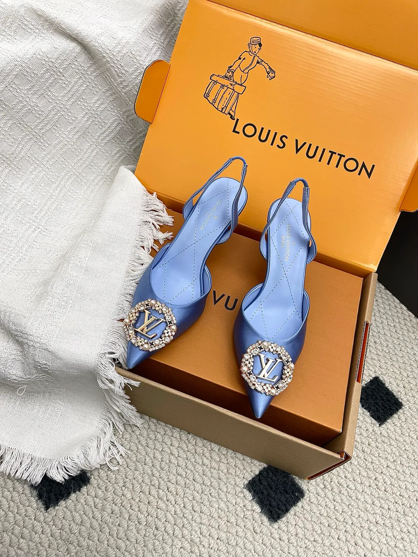 Туфли Женские Louis Vuitton 11194371