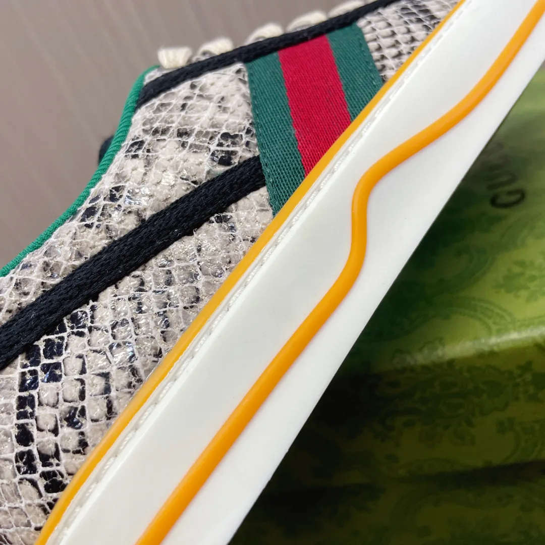 Кроссовки Женские Gucci 19691192