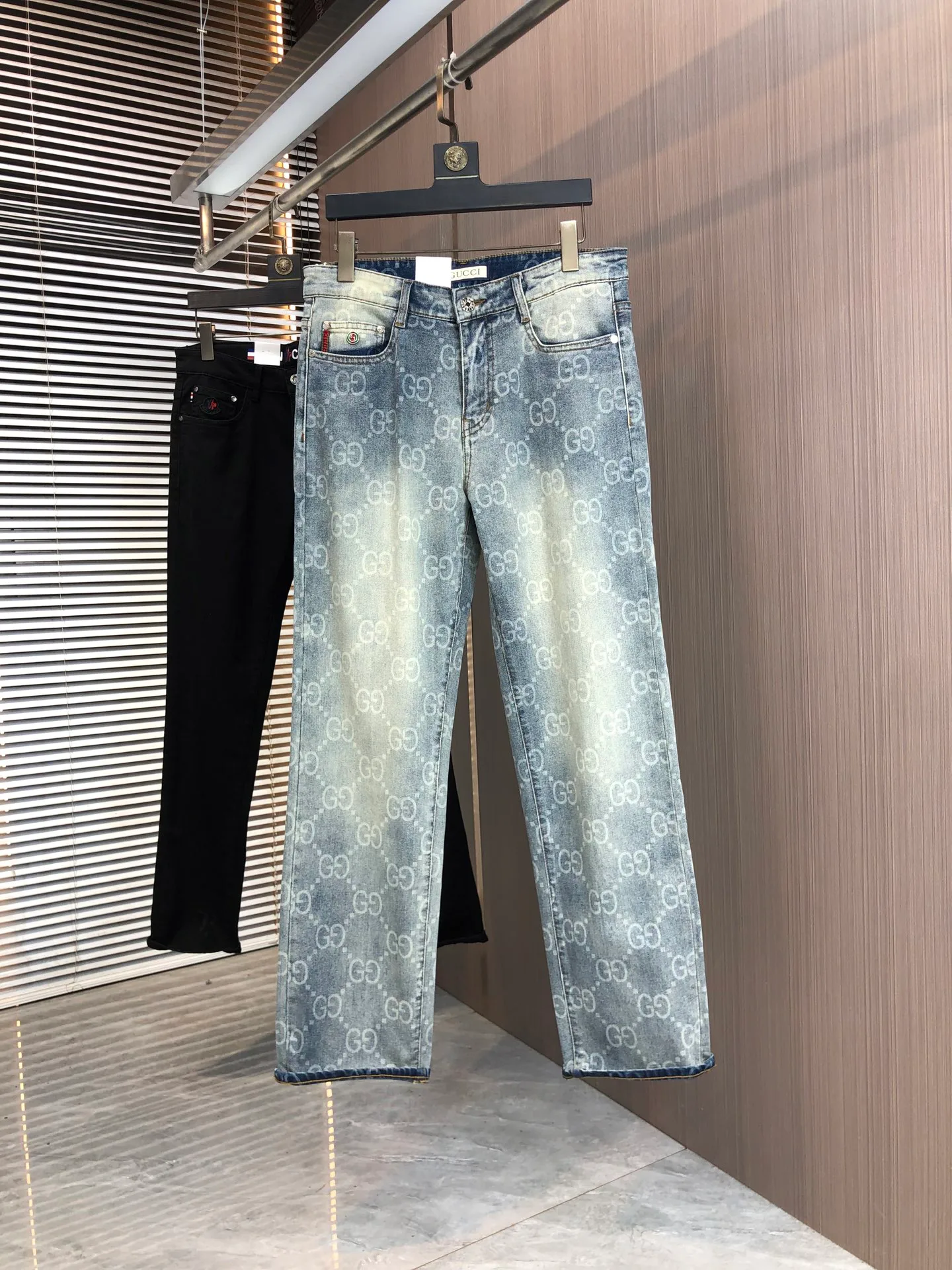 Джинсы Женские Gucci 10186831