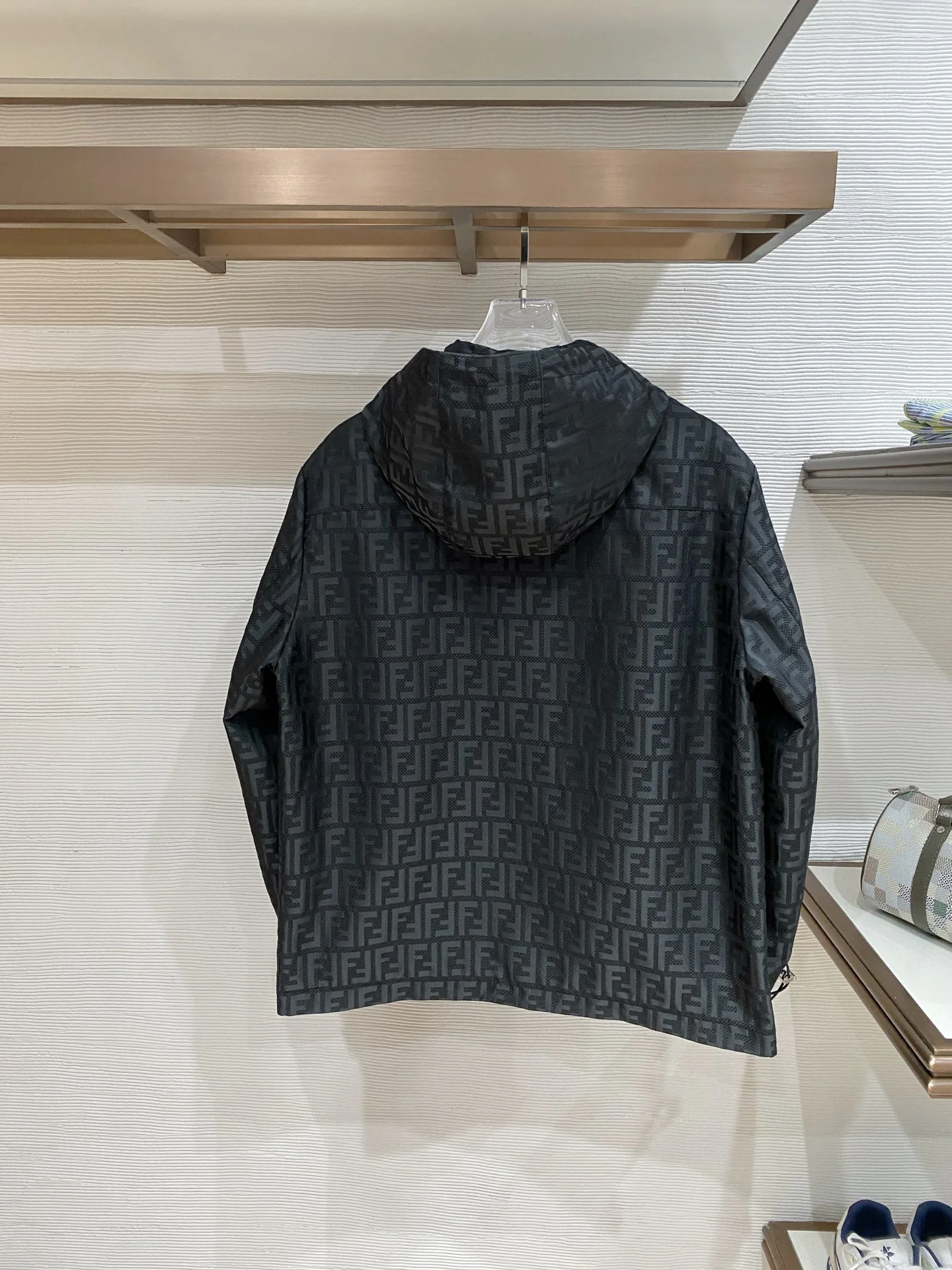 Куртки И Пуховики Мужские Fendi 4765073