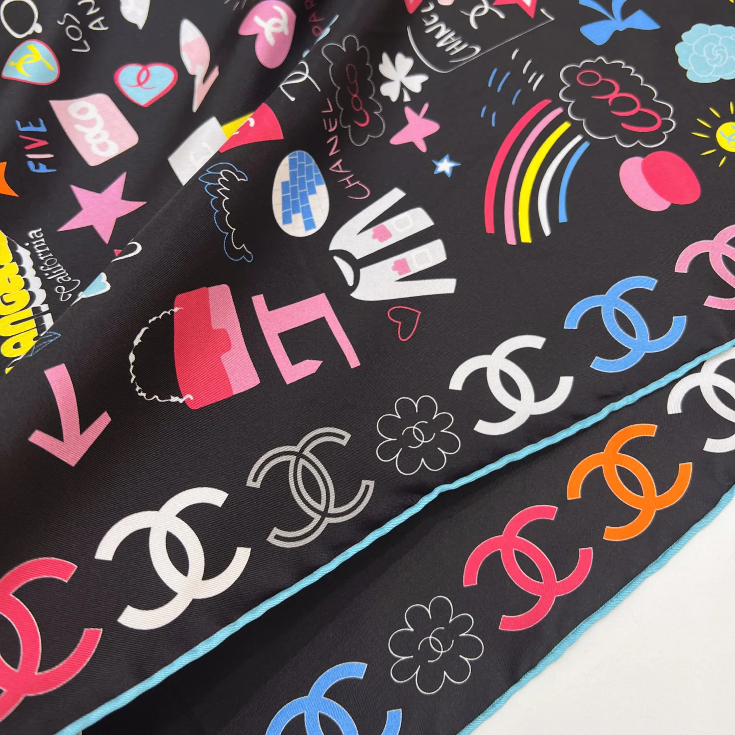 Платки Chanel 5021540