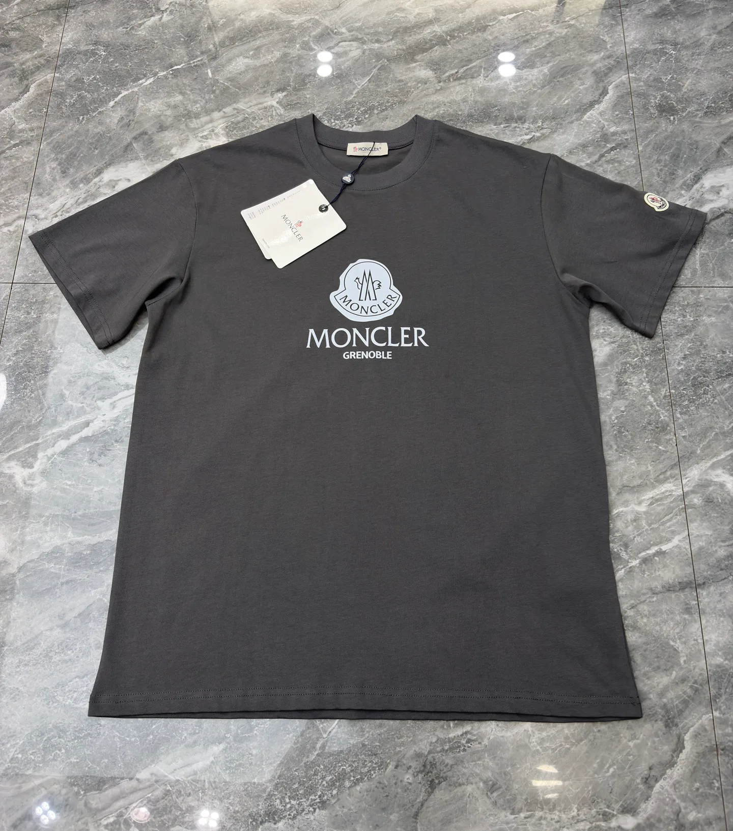 Футболки Женские Moncler 11424381