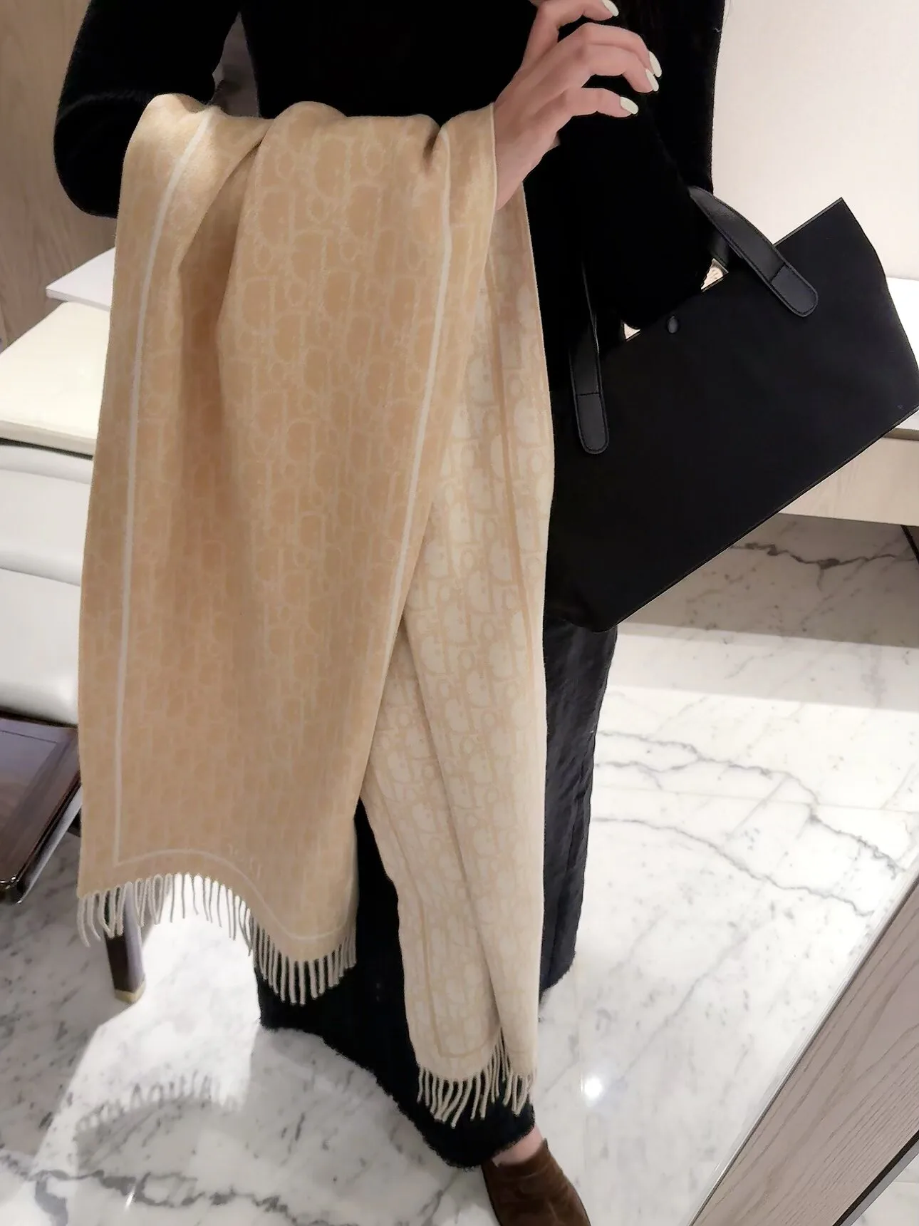 Шарфы Christian Dior 18322593