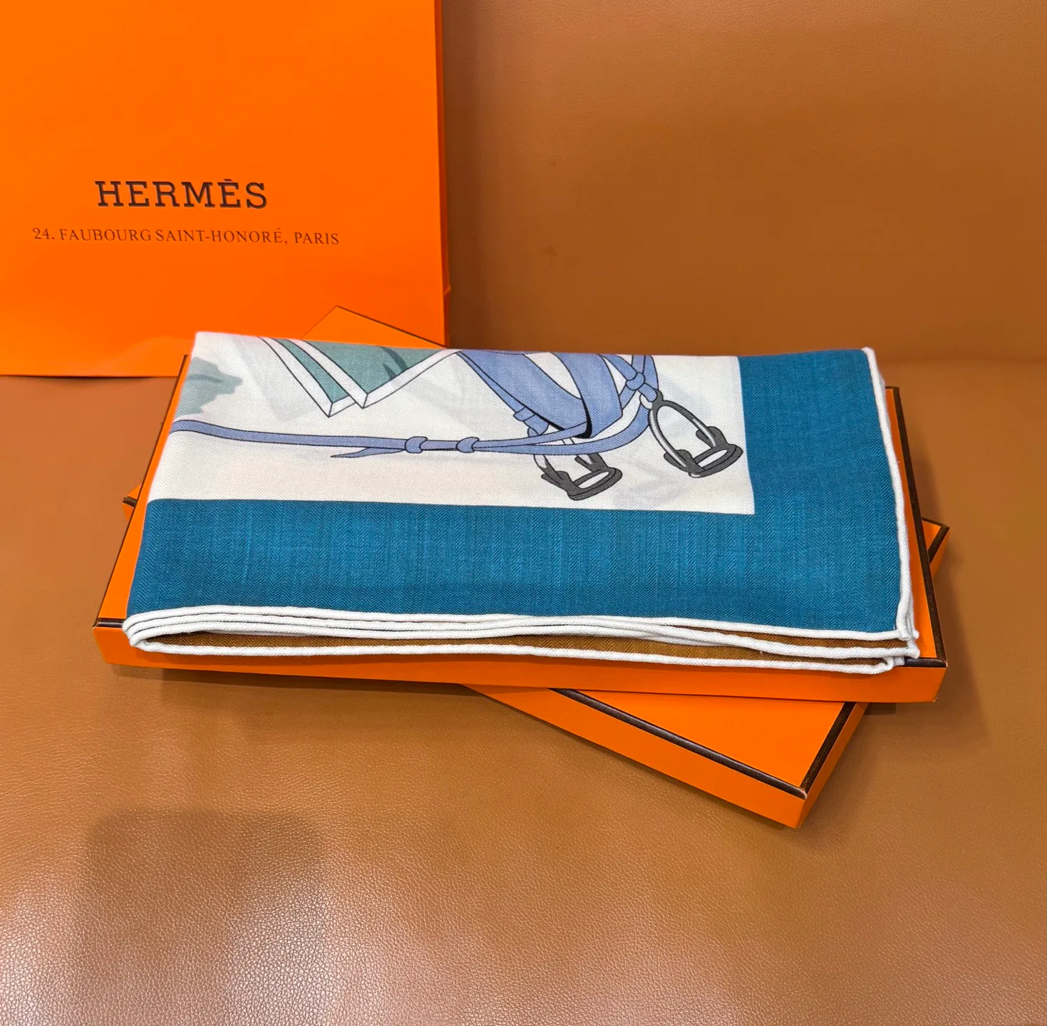 Платки Hermes 18127155