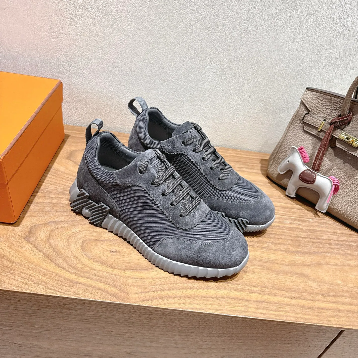 Кроссовки Женские Hermes 9914945