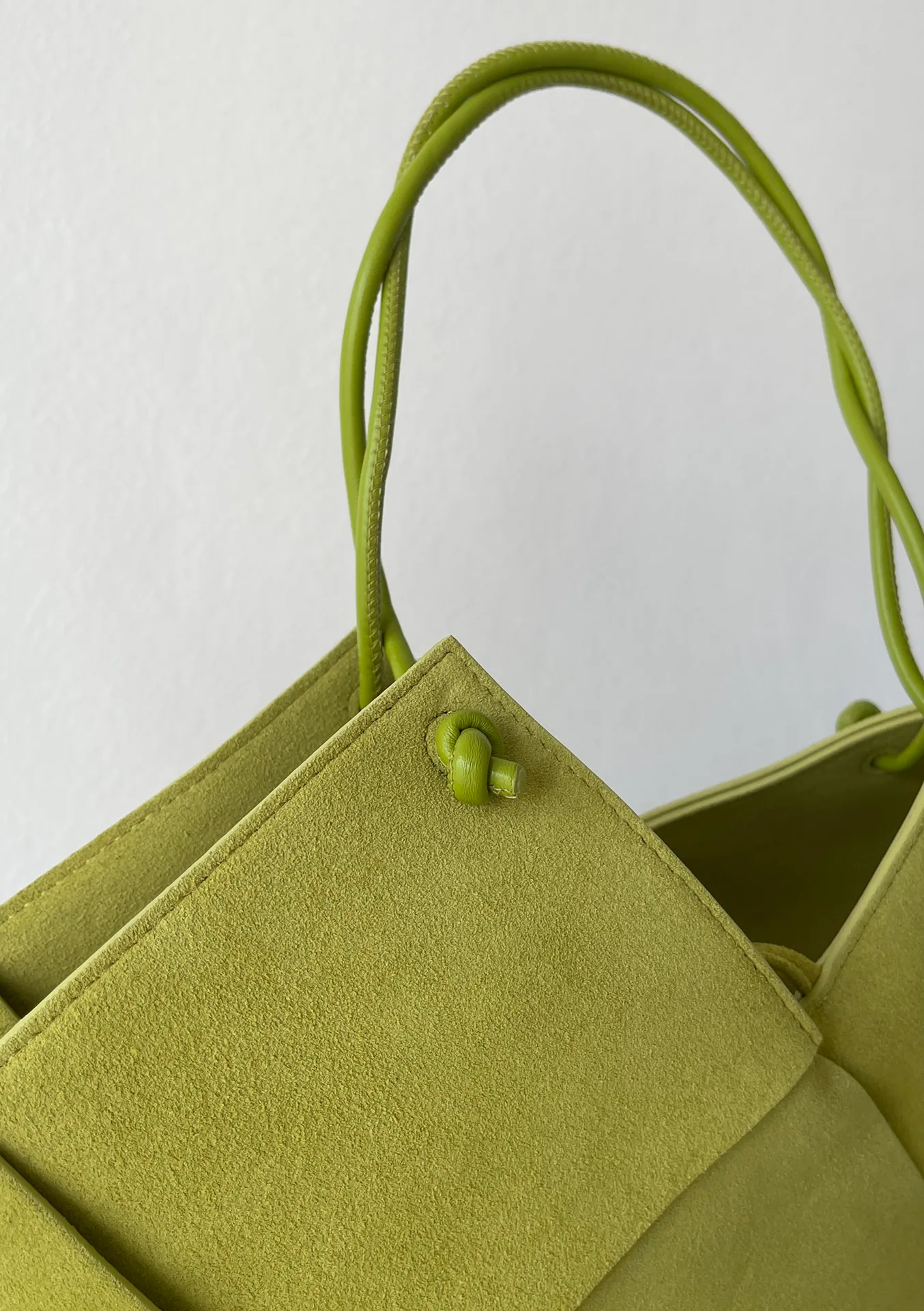 Классические Сумки Женские Bottega Veneta 10633452