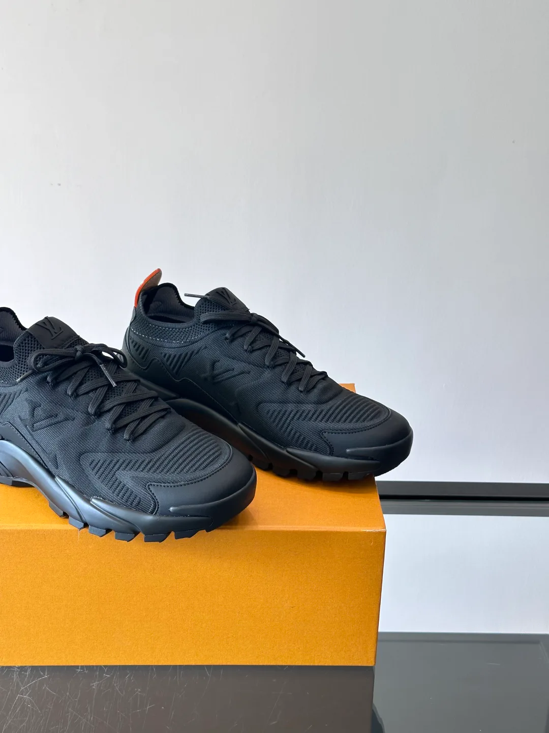 Кроссовки Женские Louis Vuitton 105788