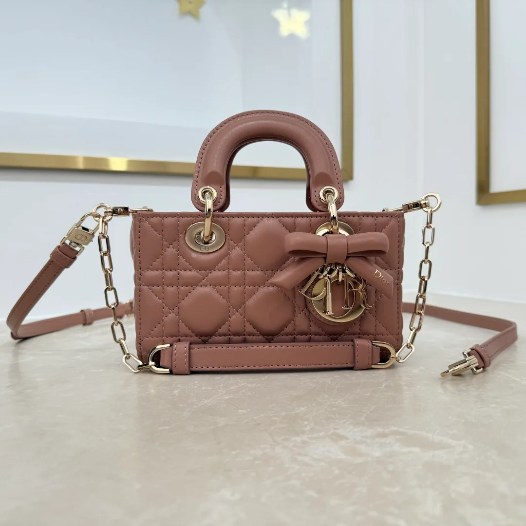 Классические Сумки Женские Christian Dior 18187868