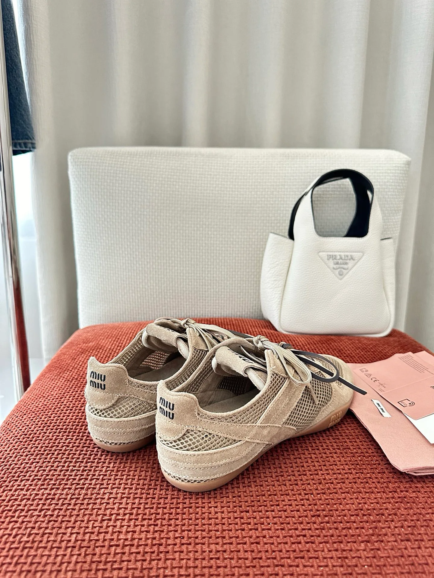Кроссовки Женские Miu Miu 17941737