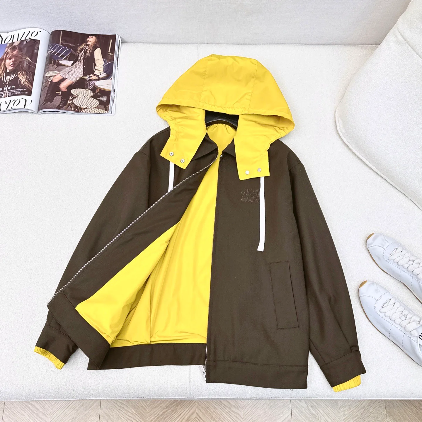 Куртки И Пуховики Женские Miu Miu 4268901