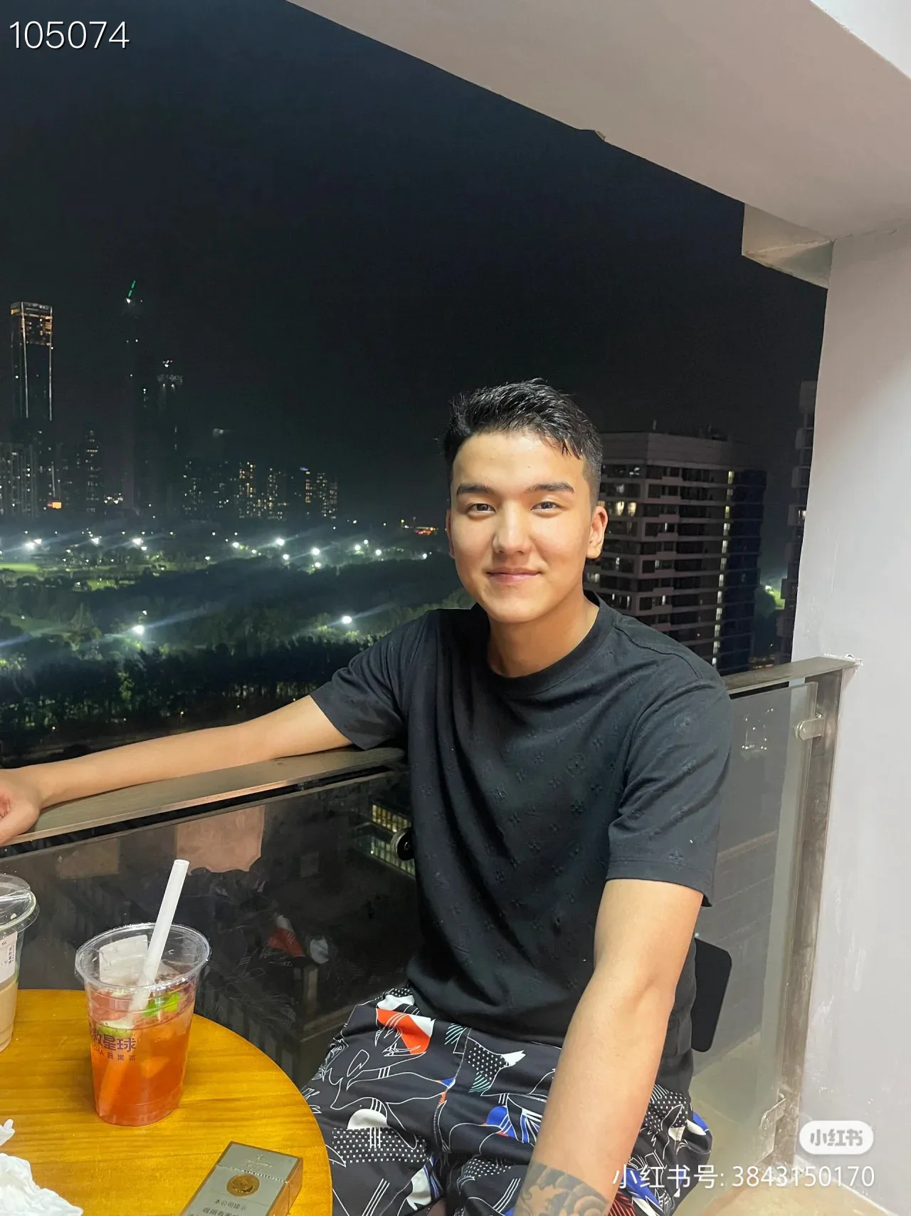 Футболки Женские Louis Vuitton 12659