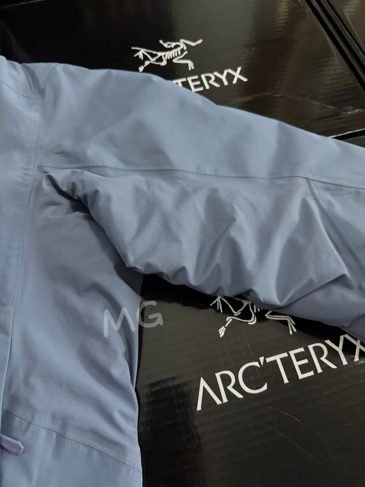 Куртки И Пуховики Женские Arcteryx 19260878