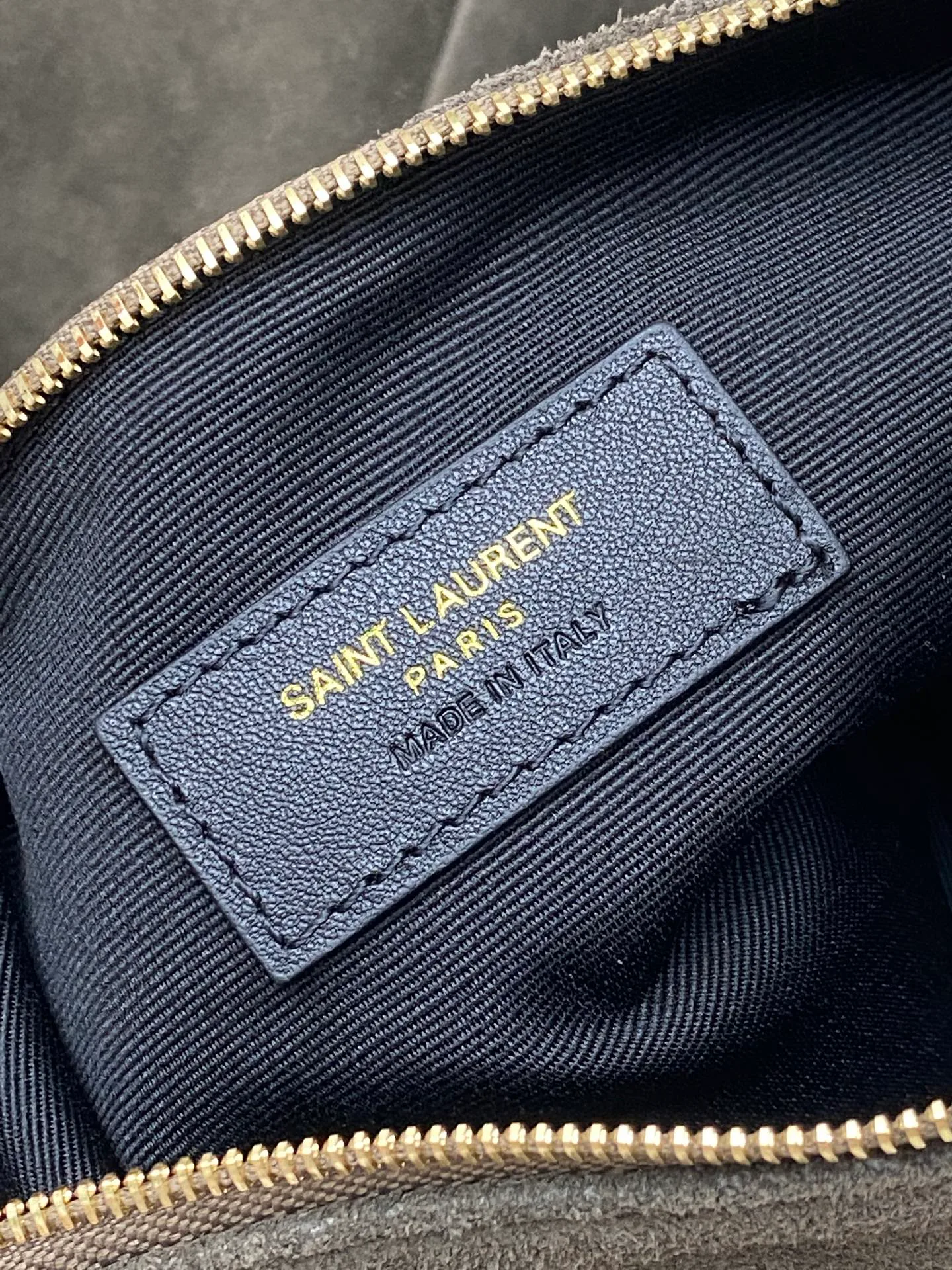 Классические Сумки Женские Saint Laurent 11886318