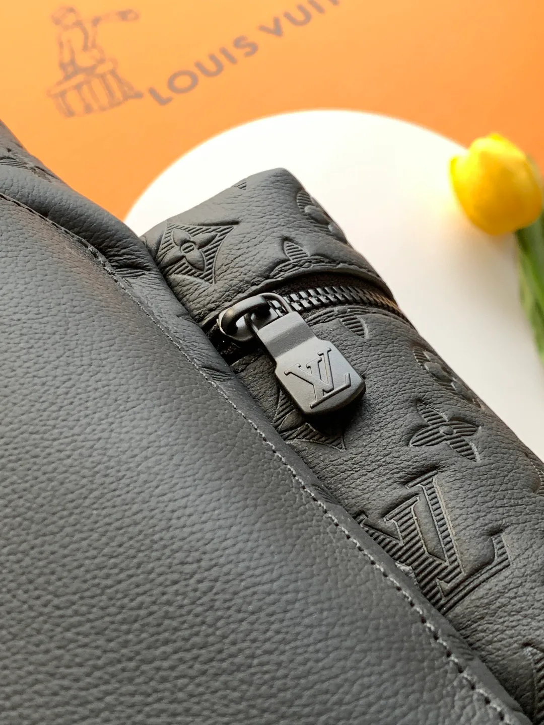 Рюкзаки Женские Louis Vuitton 18520957