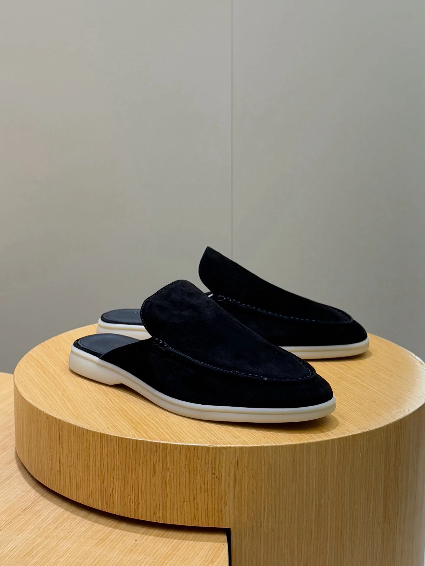 Туфли Женские Loro Piana 13314035
