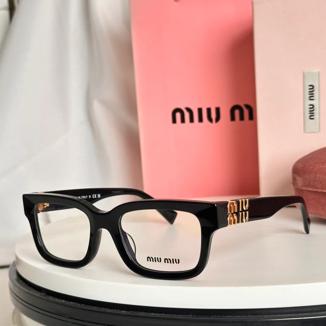 Очки Miu Miu 231827
