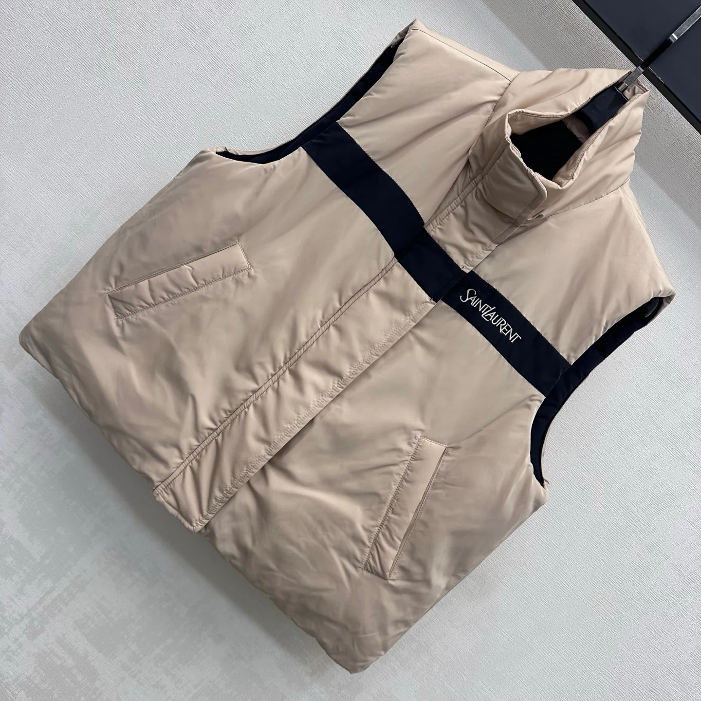 Жилеты Женские Saint Laurent 18226301
