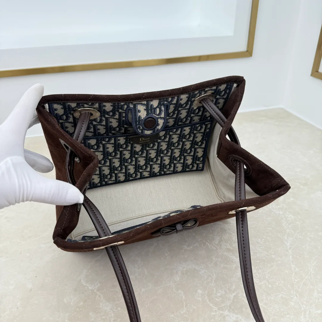 Классические Сумки Женские Christian Dior 18187817