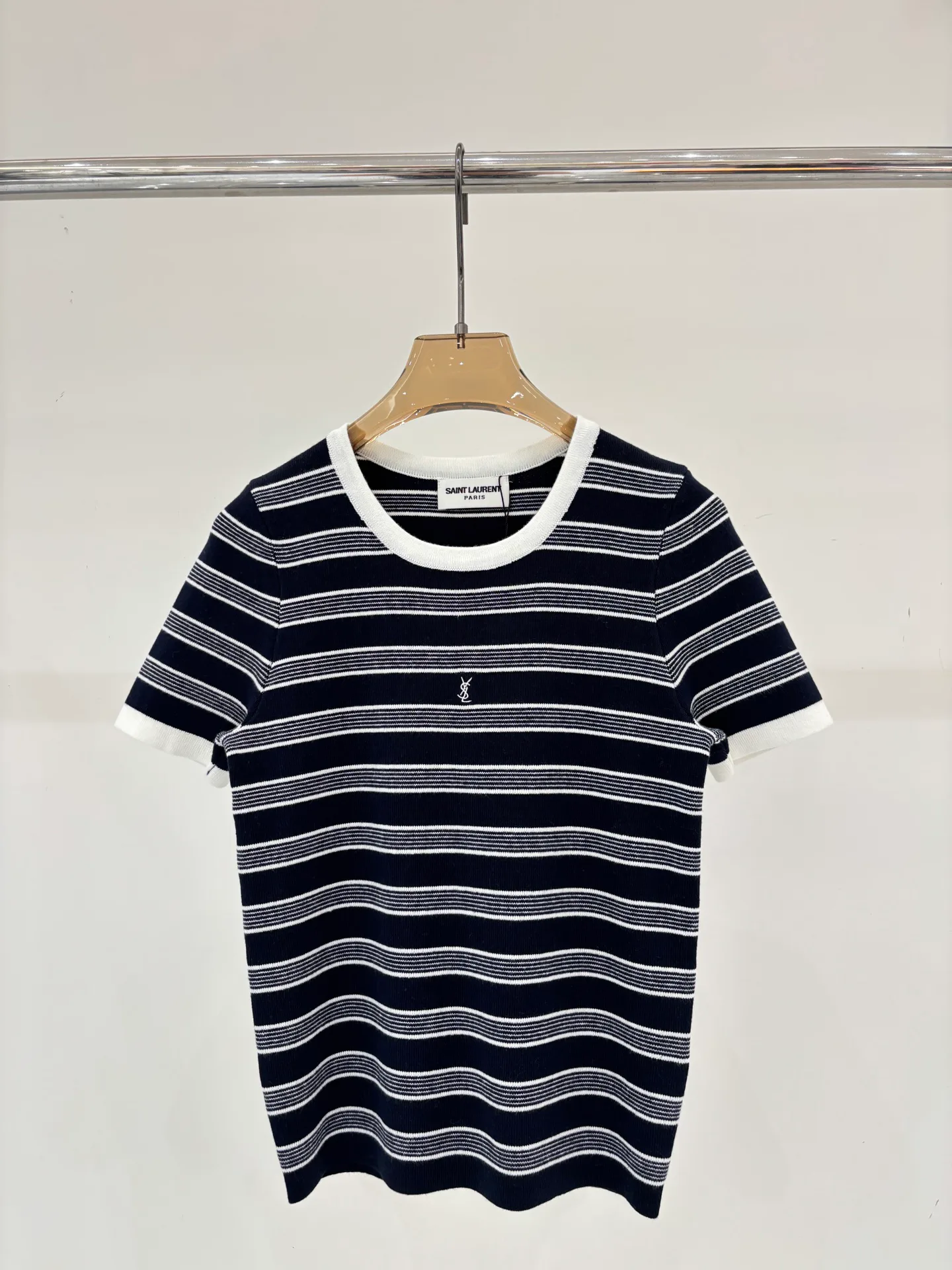 Футболки Женские Saint Laurent 11887461