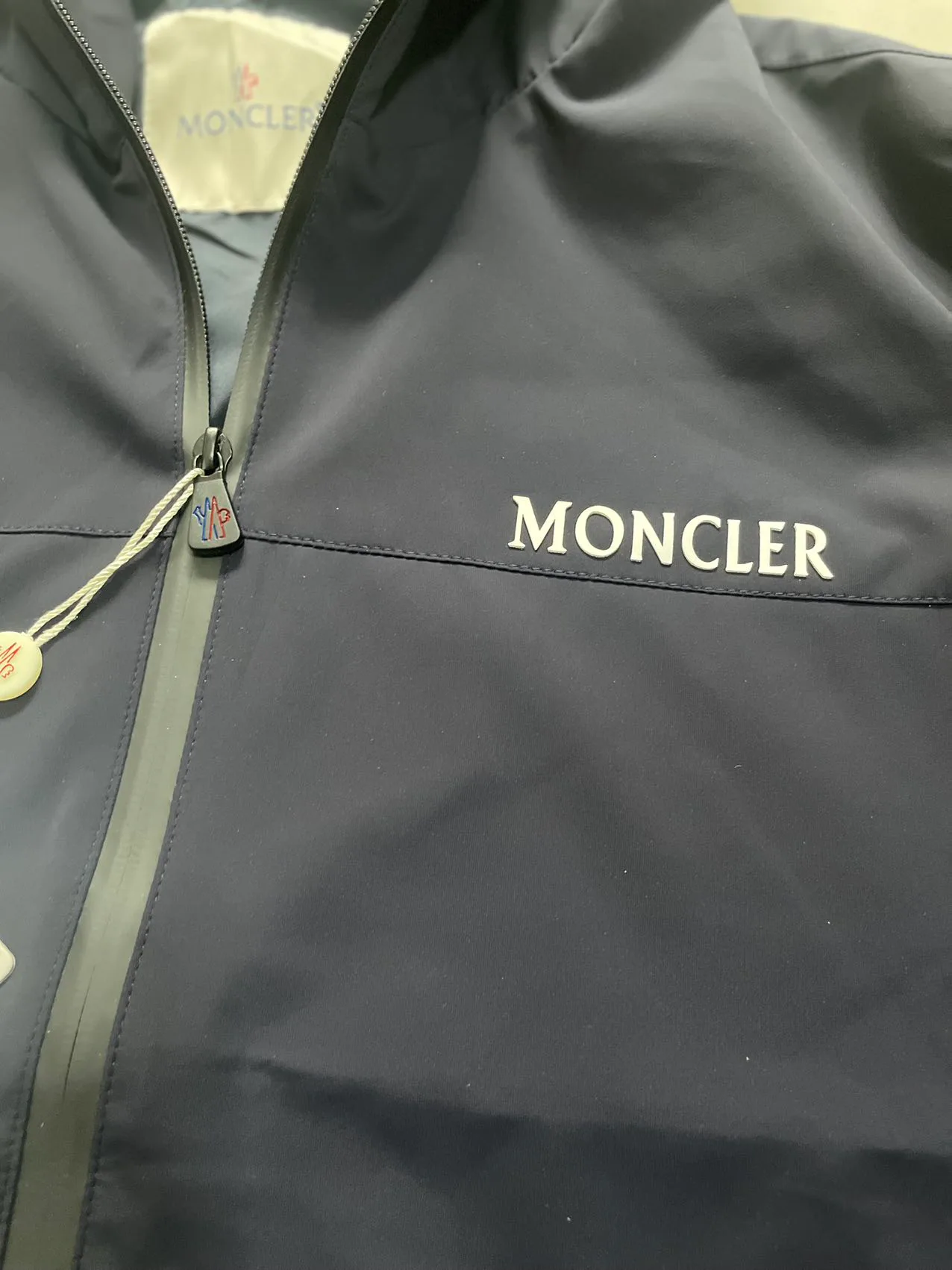 Куртки И Пуховики Женские Moncler 9883148