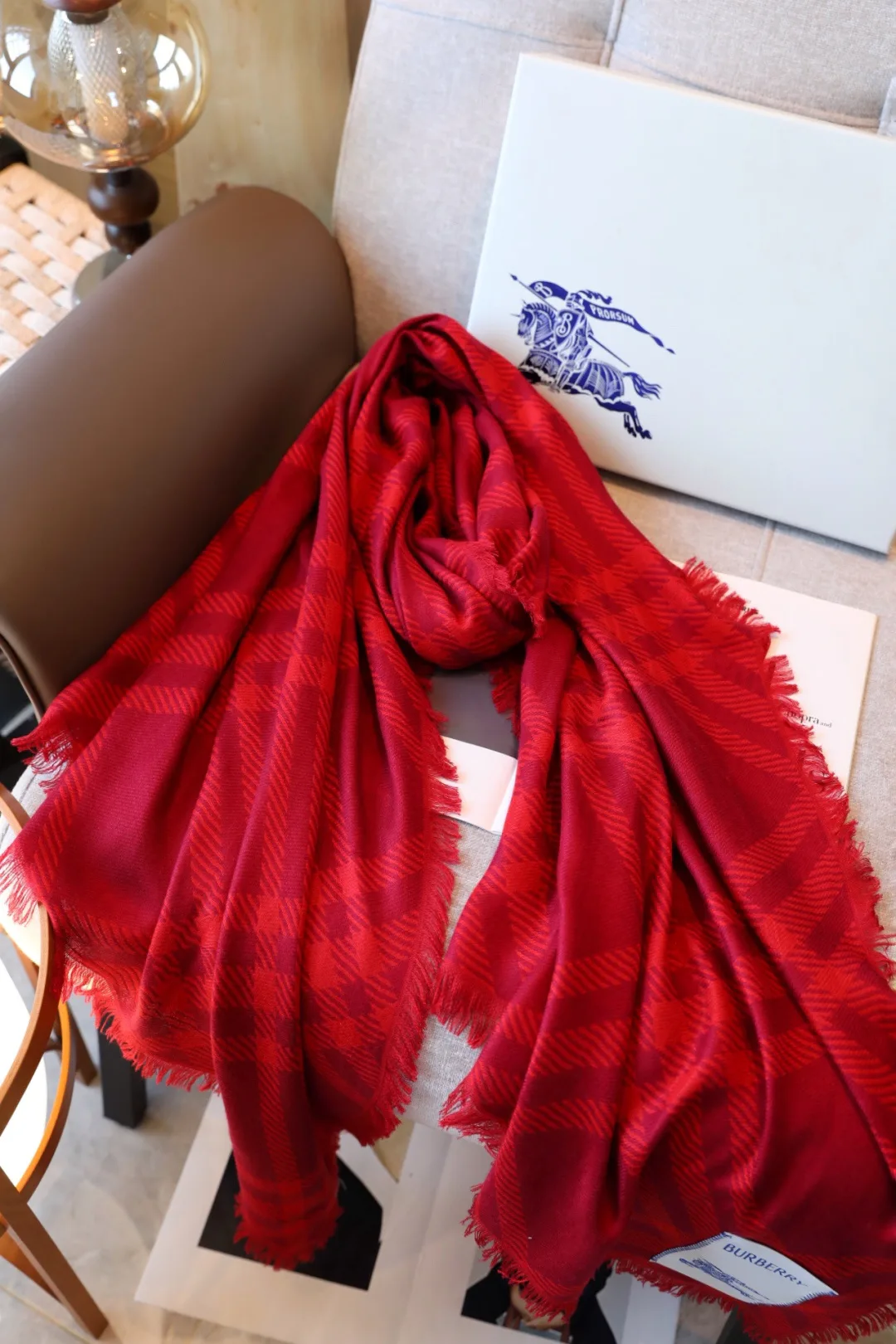 Шарфы Burberry 18419147