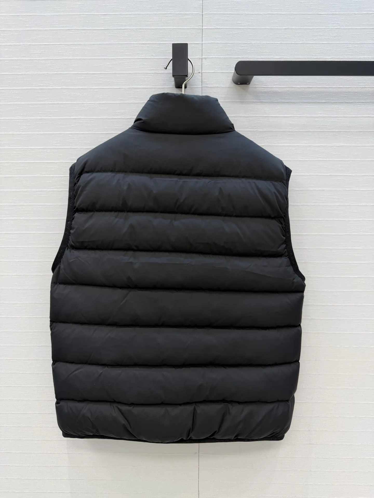 Жилеты Женские Moncler 19166059