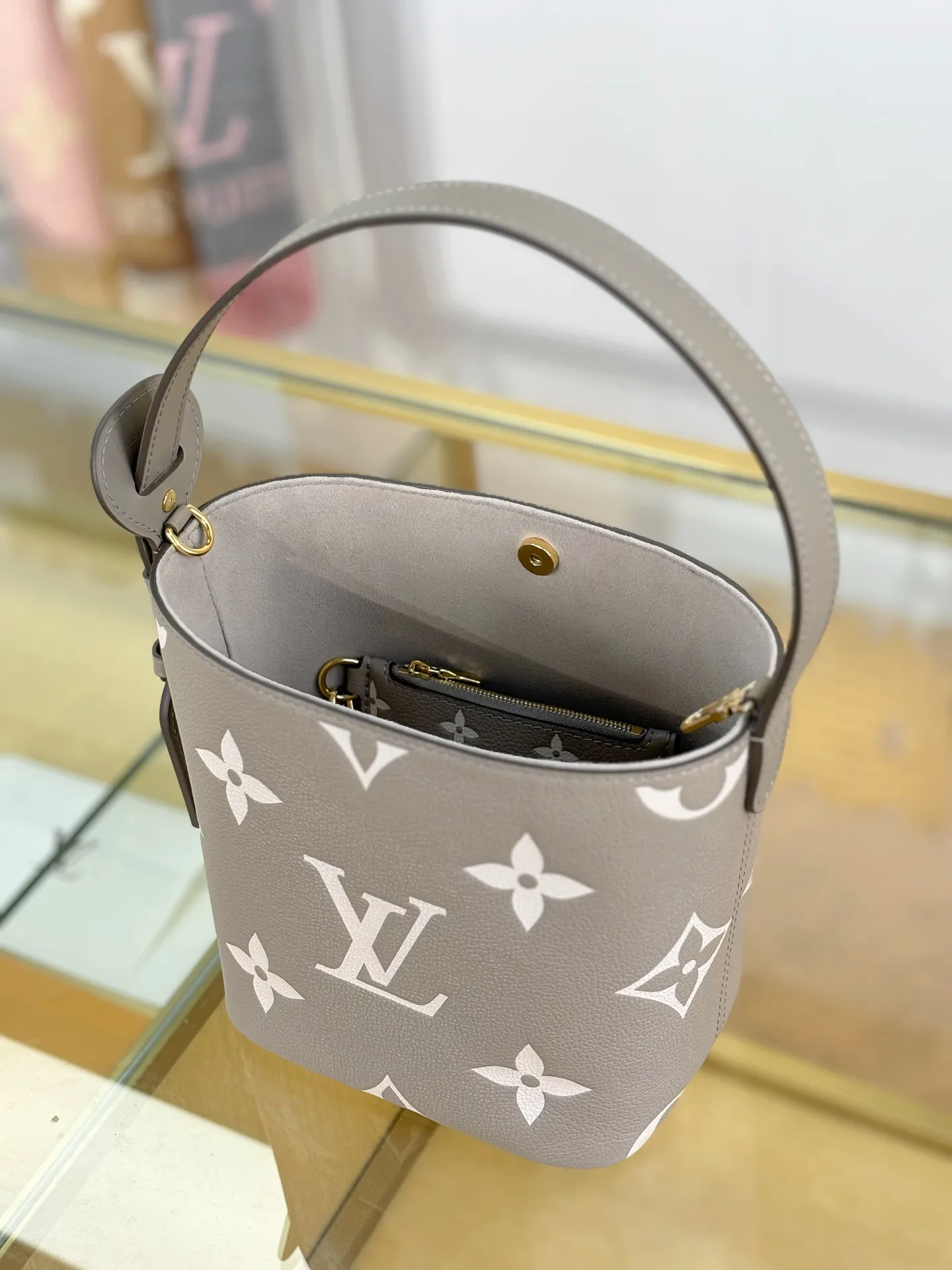 Классические Сумки Женские Louis Vuitton 16983