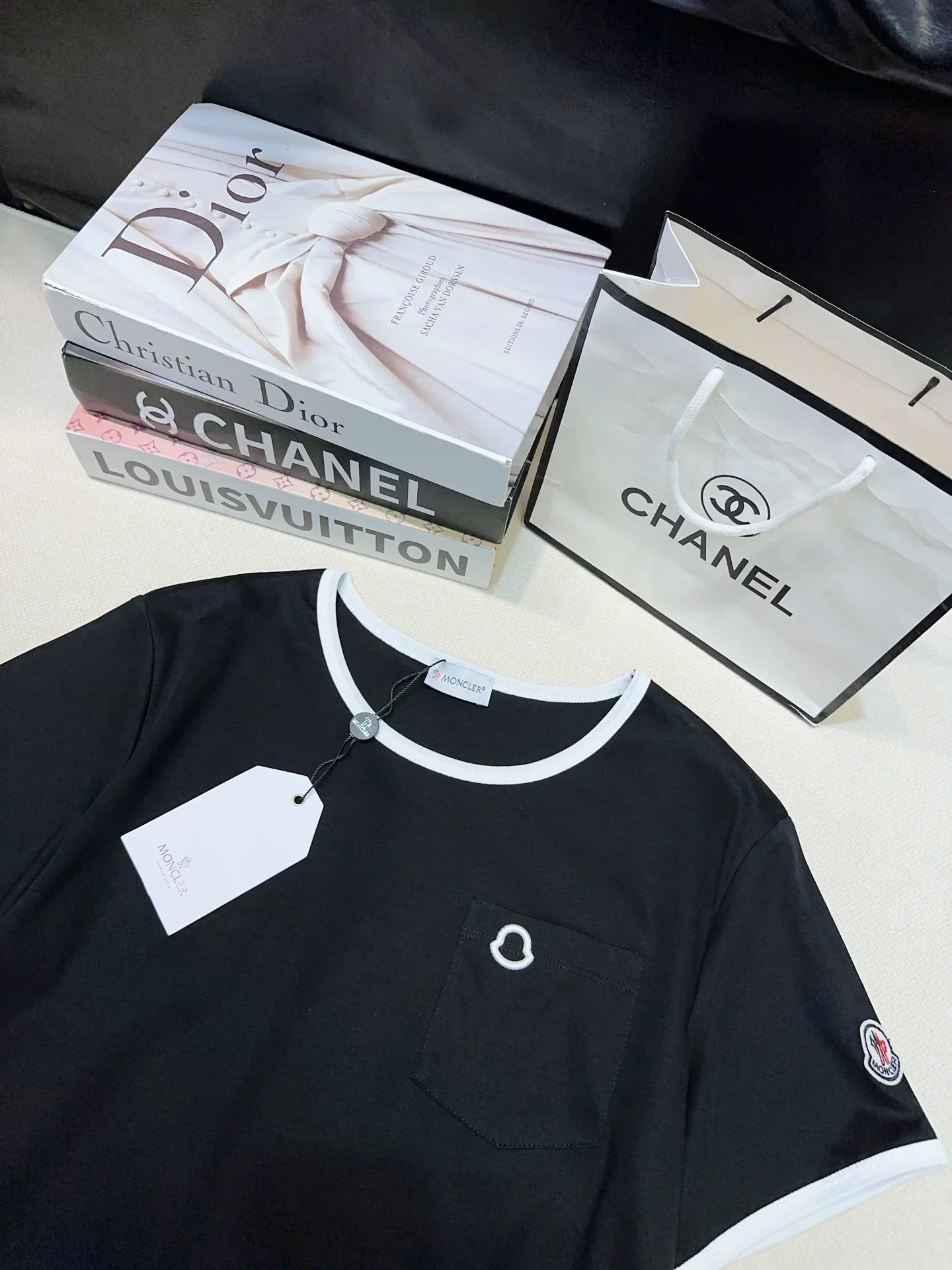 Футболки Женские Moncler 11056408