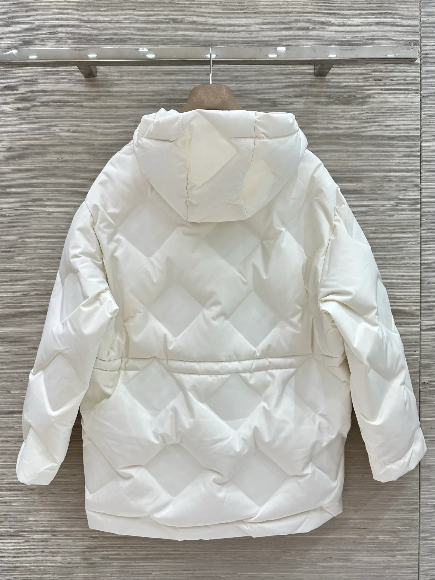 Куртки И Пуховики Женские Fendi 18250116