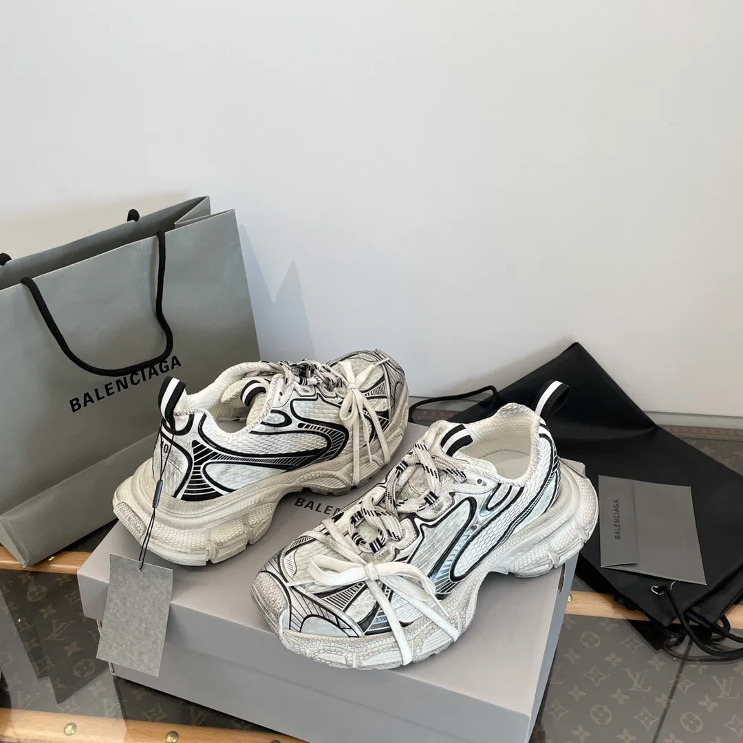 Кроссовки Женские Balenciaga 12656298