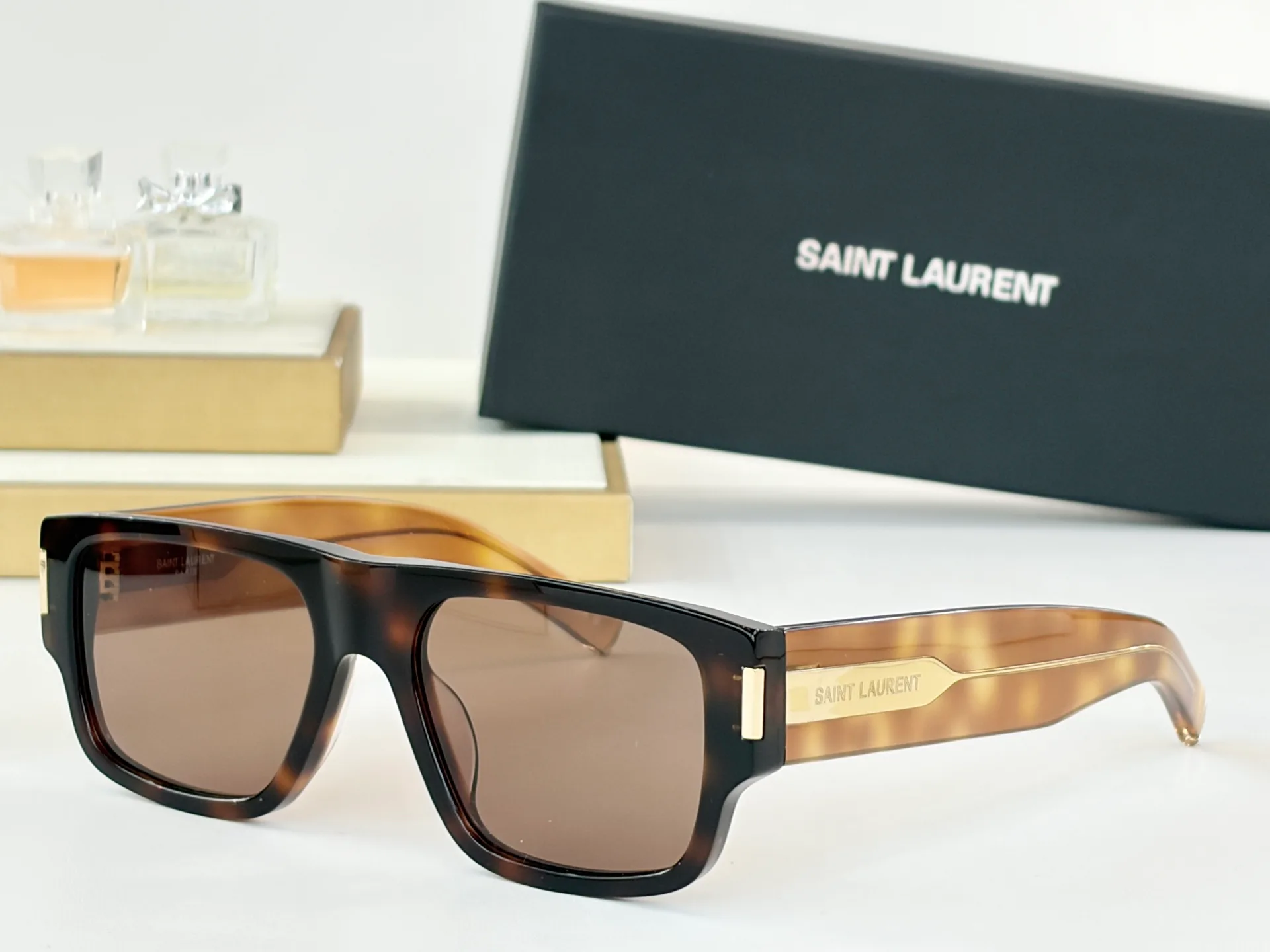 Очки Saint Laurent 13147311