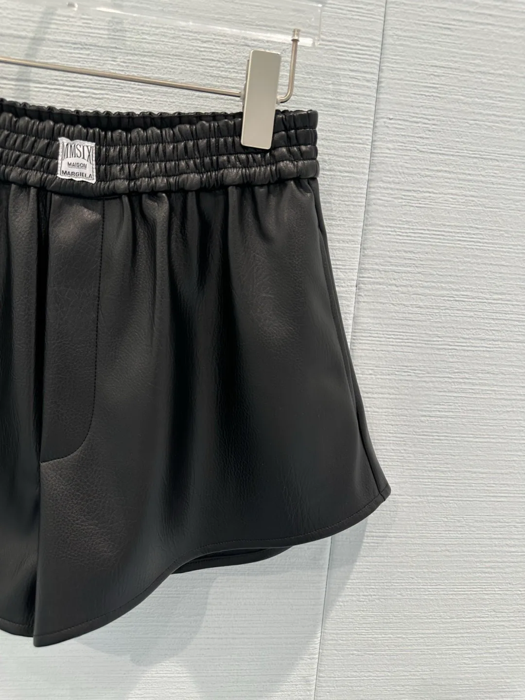 Шорты Женские Maison Margiela 3007389