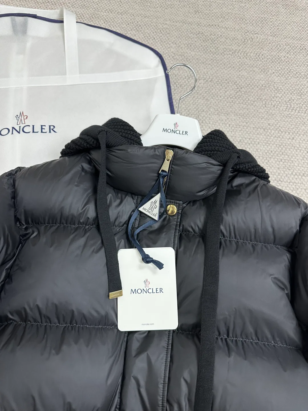 Куртки И Пуховики Женские Moncler 19654422