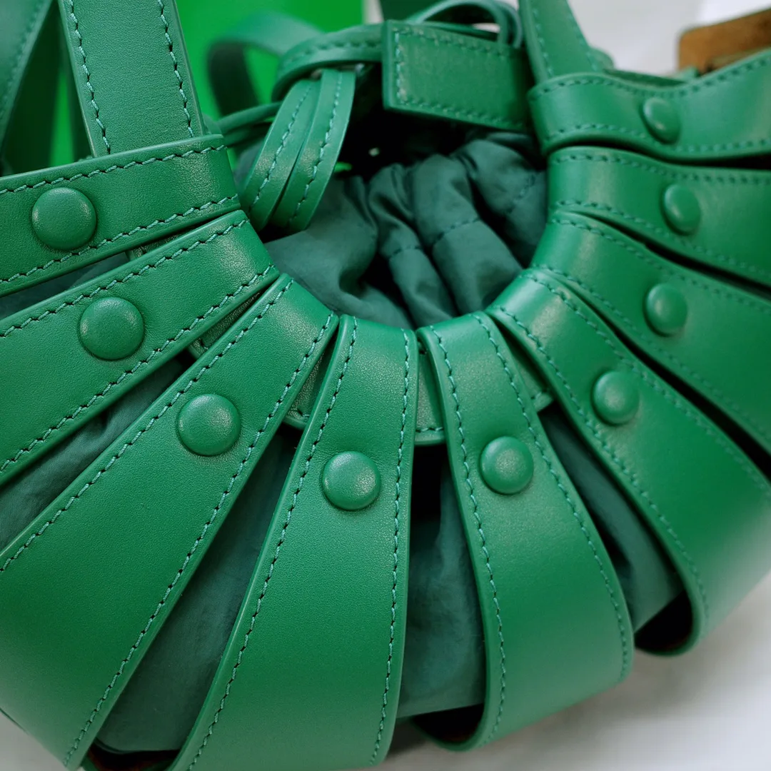 Сумки На Ремне Женские Bottega Veneta 368811